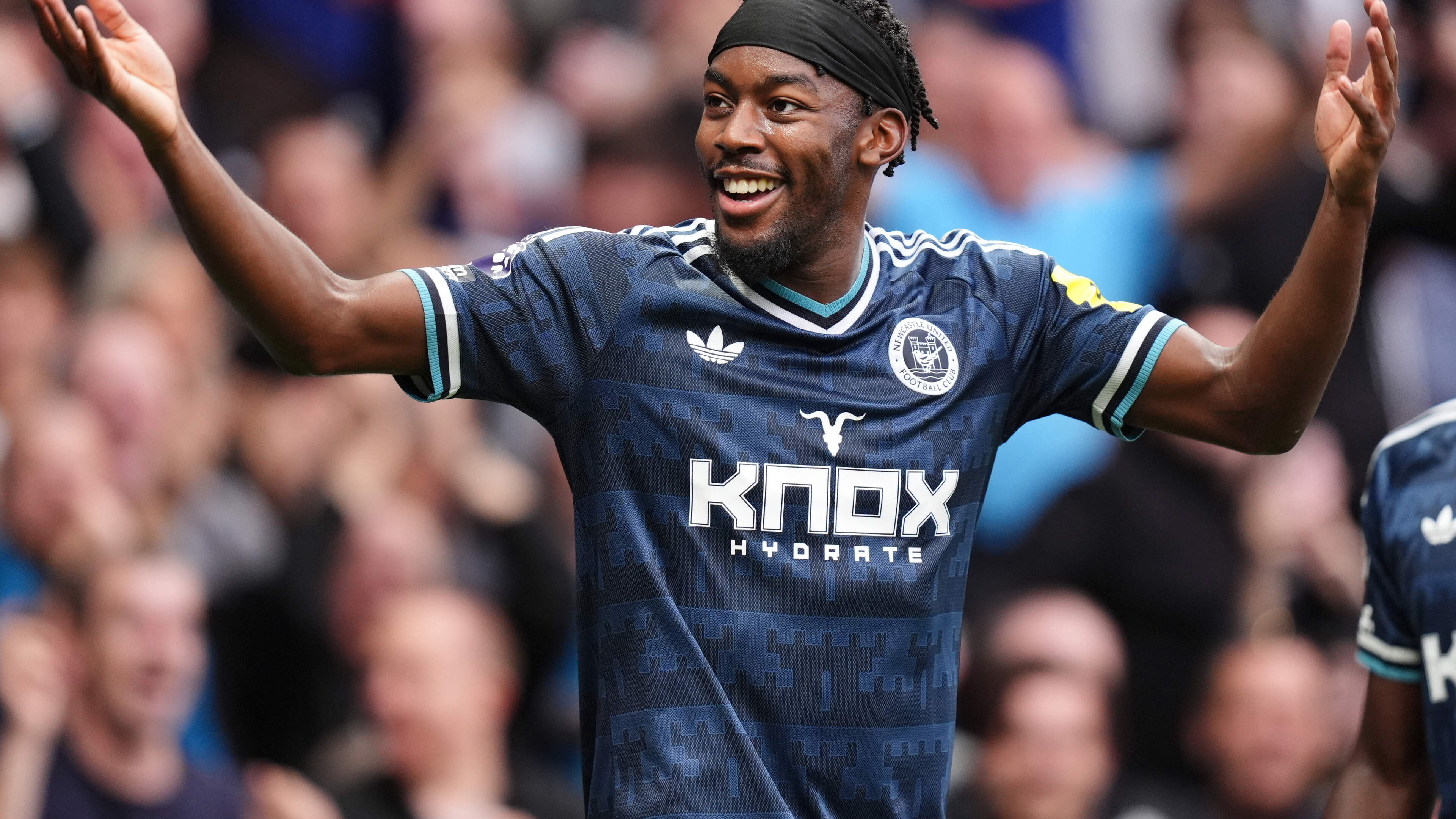 Sandro Tonali endures nightmare Newcastle reunion as big-spending Tottenham lose again